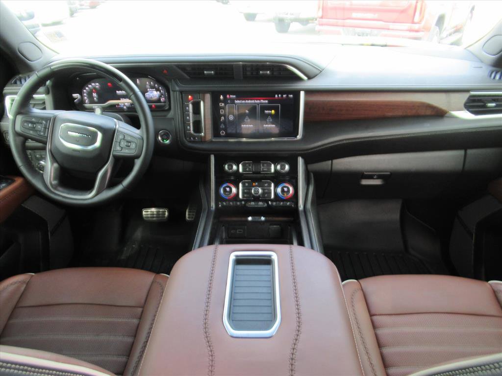 Used 2023 GMC Yukon Denali Ultimate image 12