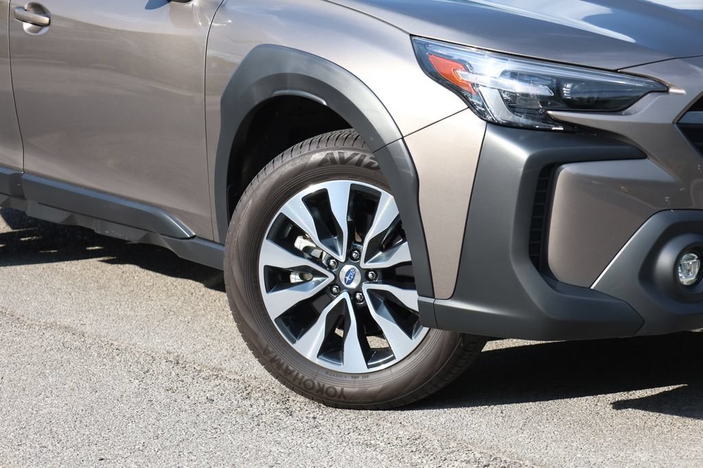 Certified 2024 Subaru Outback Limited AWD/4WD image 2