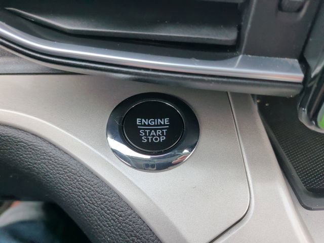 Certified 2023 Ford Explorer XLT w/ Equipment Group 202A AWD/4WD image 24