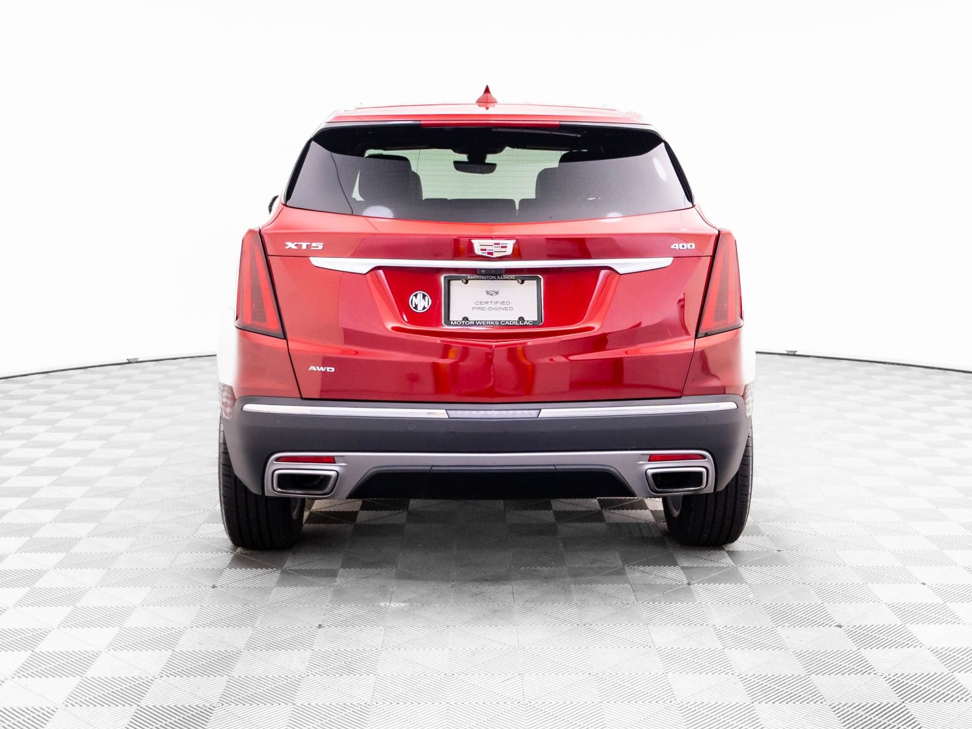 Certified 2025 Cadillac XT5 Premium Luxury w/ Technology Package AWD/4WD image 5