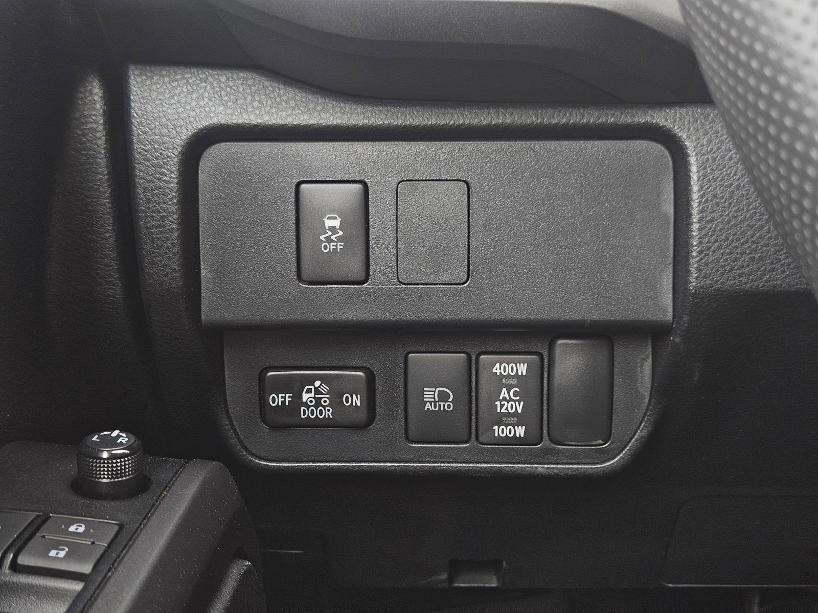 Used 2023 Toyota Tacoma TRD Off-Road image 24