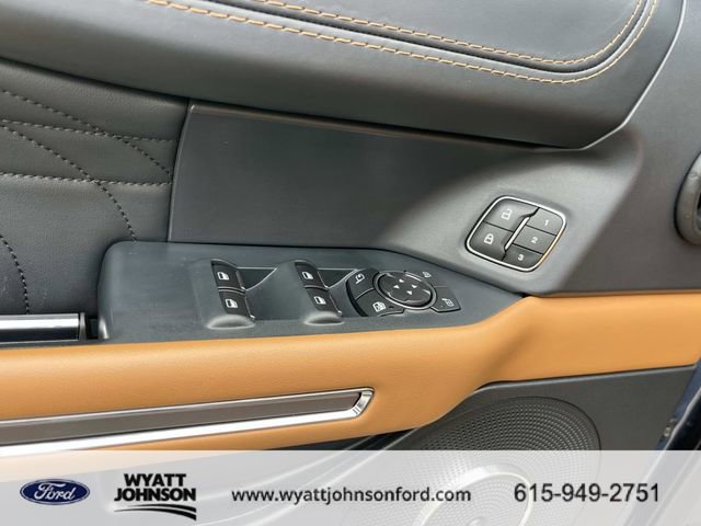 Used 2022 Ford Expedition Max Platinum RWD image 29