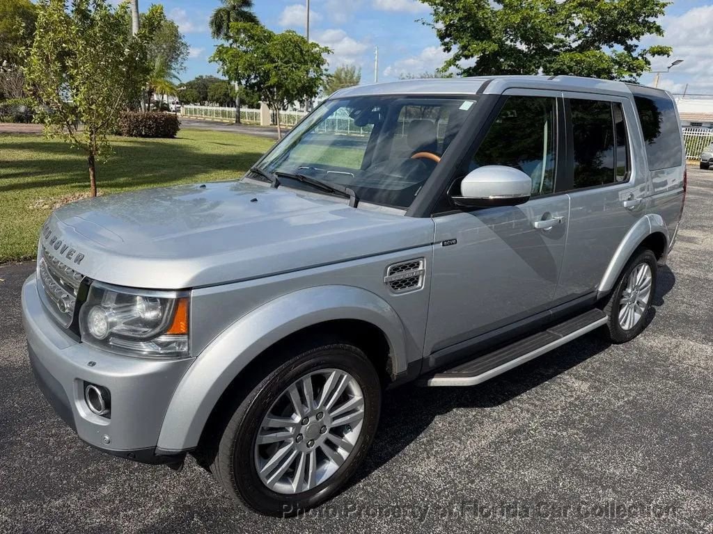 Used 2015 Land Rover LR4 HSE LUX image 1