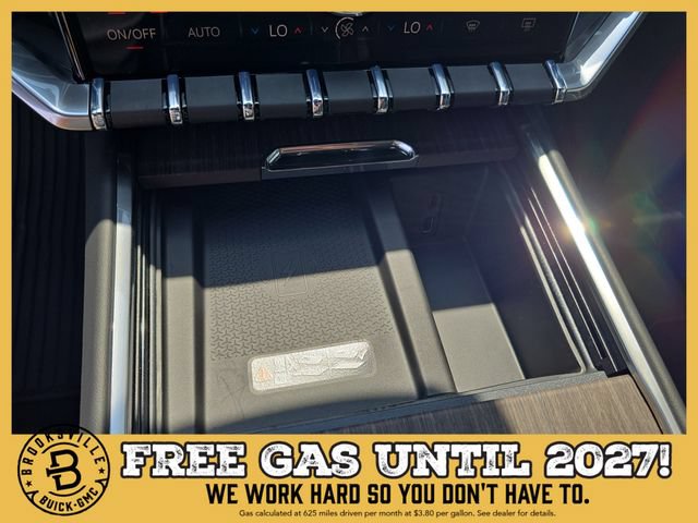 New 2026 GMC Acadia Denali w/ Super Cruise Package FWD image 24