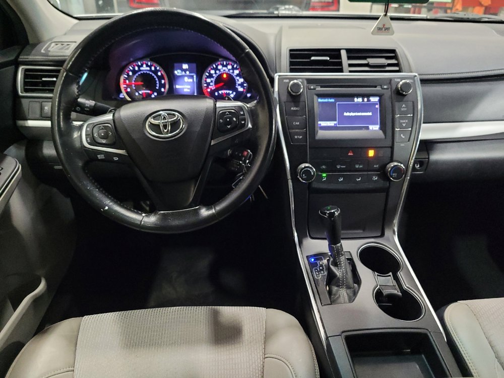 Used 2016 Toyota Camry SE image 22