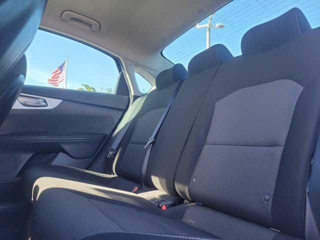 Used 2024 Kia Forte LXS w/ LXS Technology Package FWD image 16