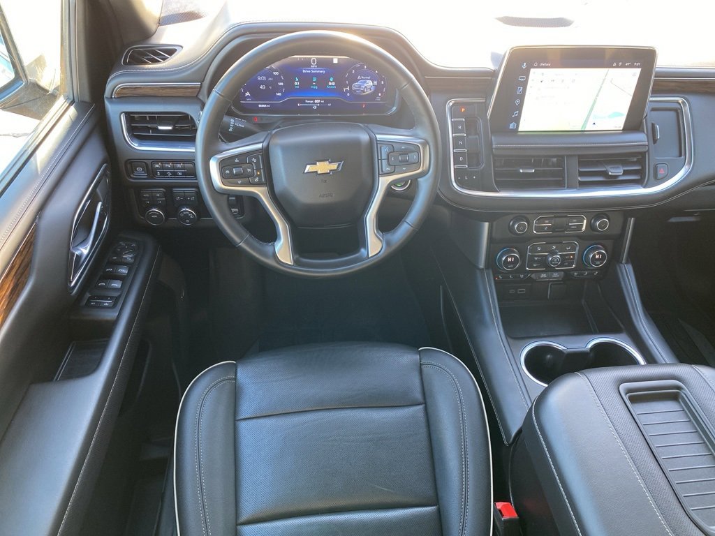 Used 2023 Chevrolet Tahoe Premier w/ Premium Package image 21