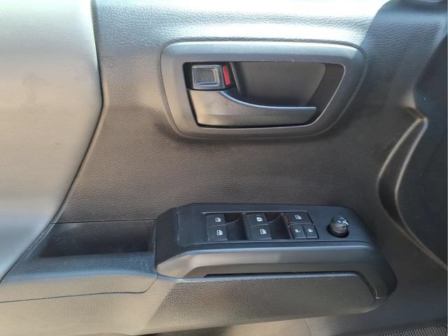 Used 2020 Toyota Tacoma SR AWD/4WD image 11