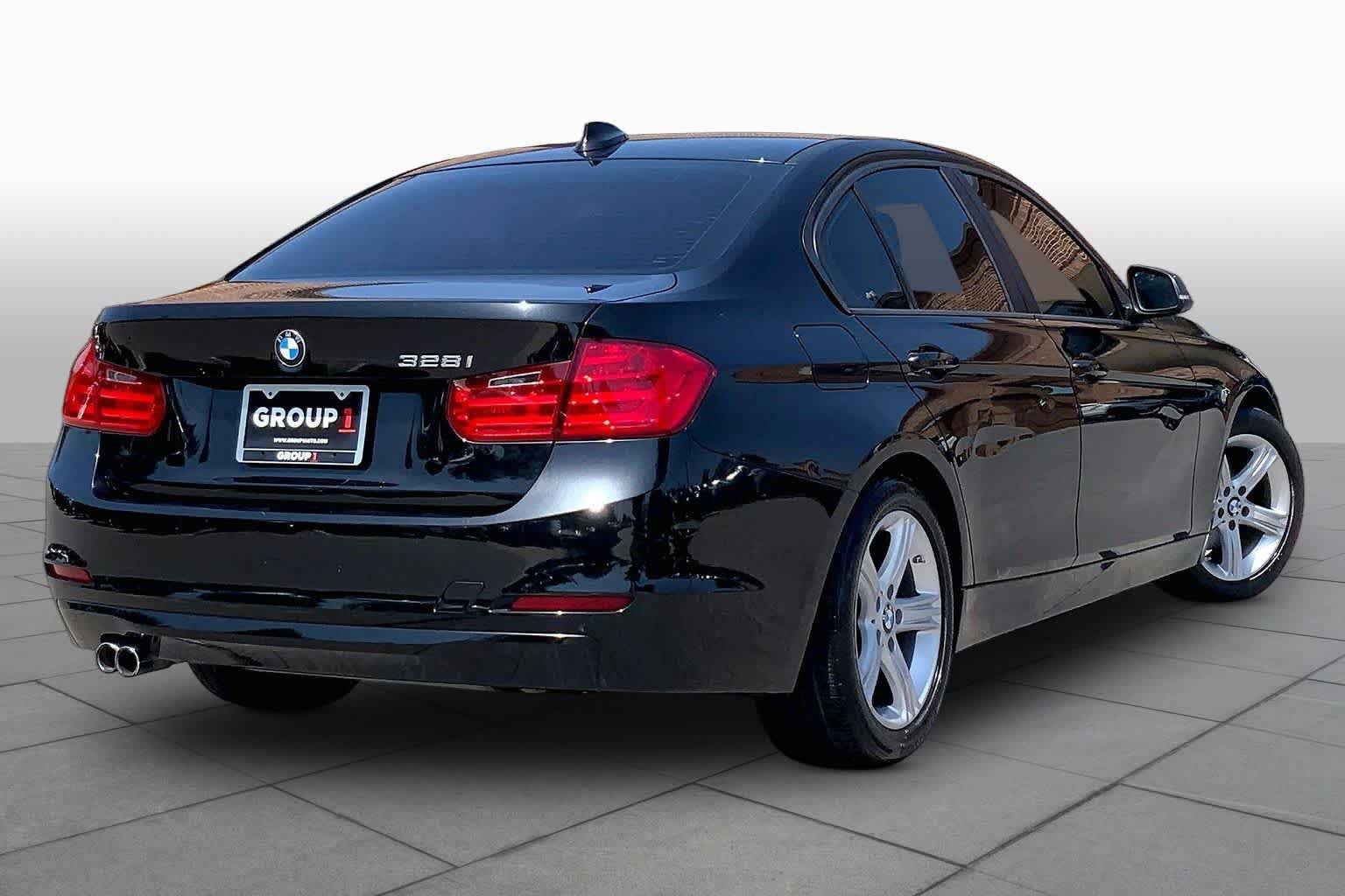 Used 2014 BMW 328i Sedan RWD image 13
