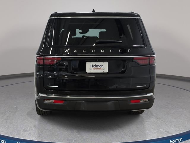 Used 2022 Jeep Wagoneer Series III w/ Premium Group I AWD/4WD image 7