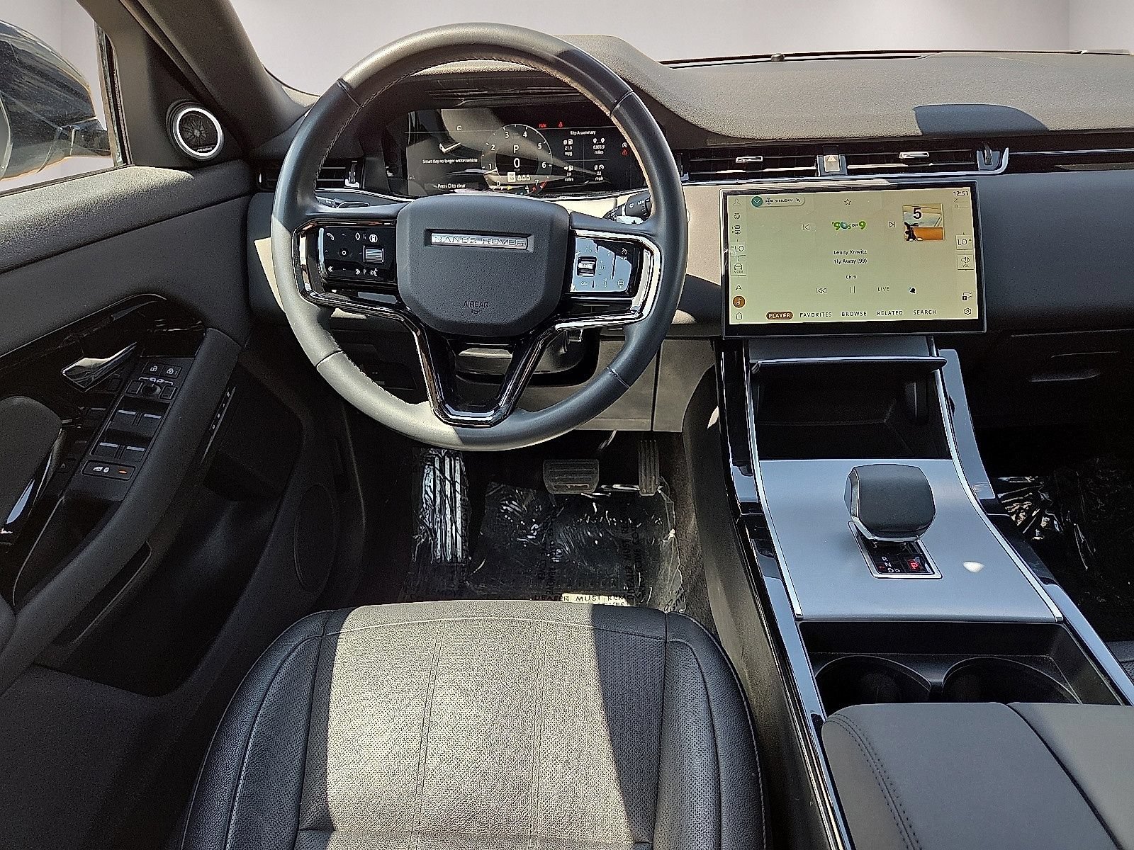 Used 2024 Land Rover Range Rover Evoque S AWD/4WD image 20