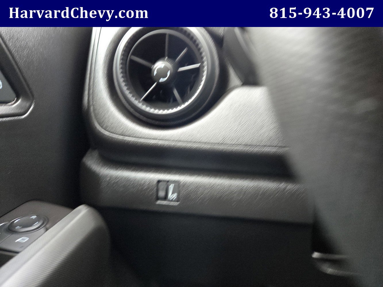 Used 2024 Chevrolet Colorado Trail Boss image 19