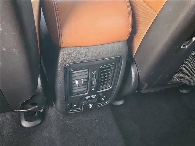 Used 2021 Jeep Grand Cherokee Overland image 18