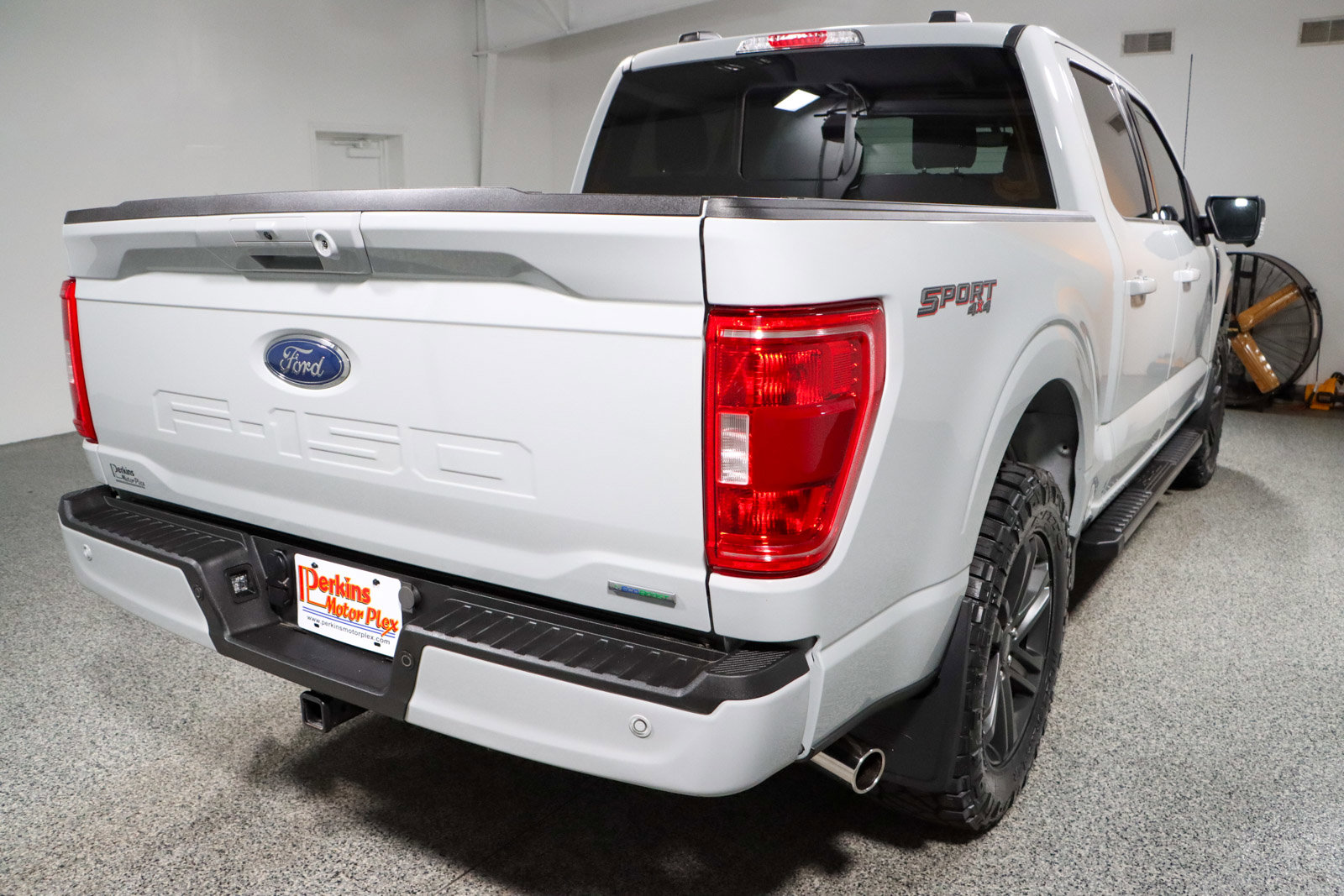 Used 2023 Ford F150 XLT w/ Equipment Group 302A High image 8