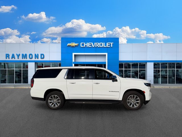 Used 2021 Chevrolet Suburban Premier w/ Premium Package AWD/4WD image 2