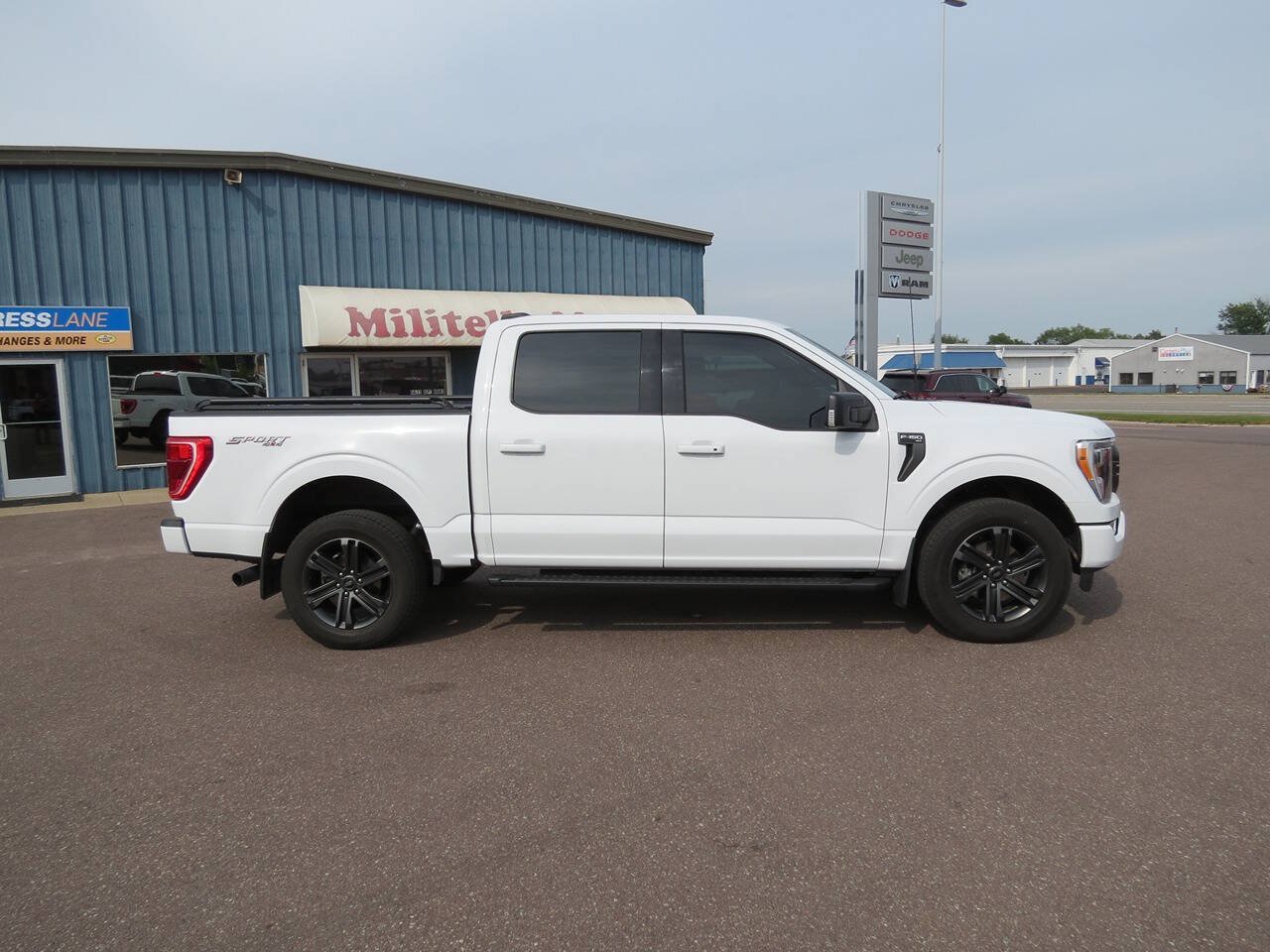 Used 2021 Ford F150 XLT w/ Equipment Group 302A High AWD/4WD image 2