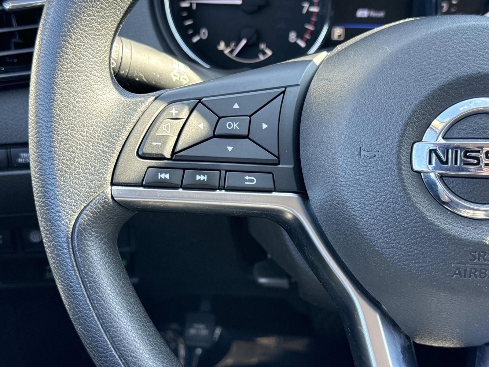 Used 2022 Nissan Rogue Sport S image 16