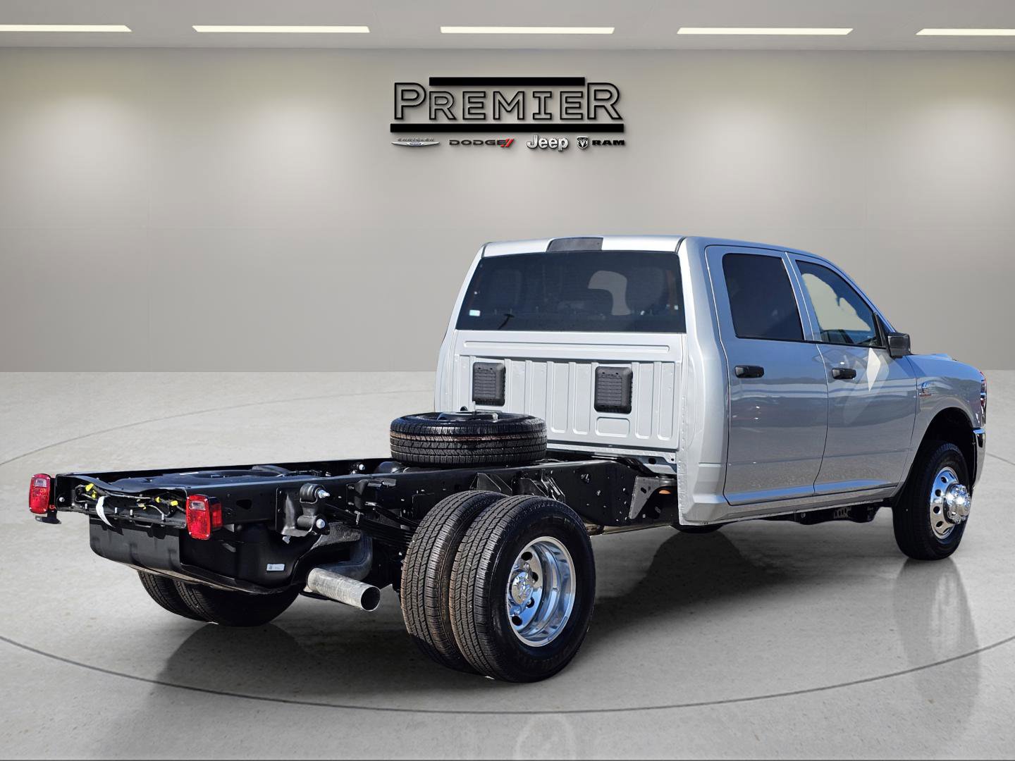 New 2026 RAM 3500 Tradesman w/ Chrome Appearance Group image 10