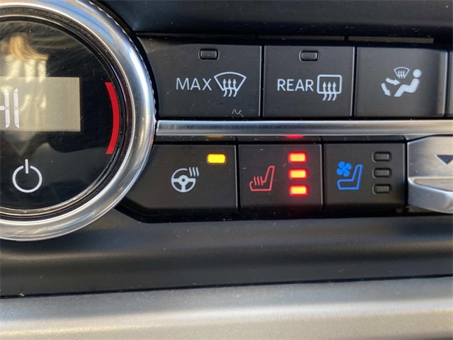 Certified 2024 Ford Expedition Limited image 32