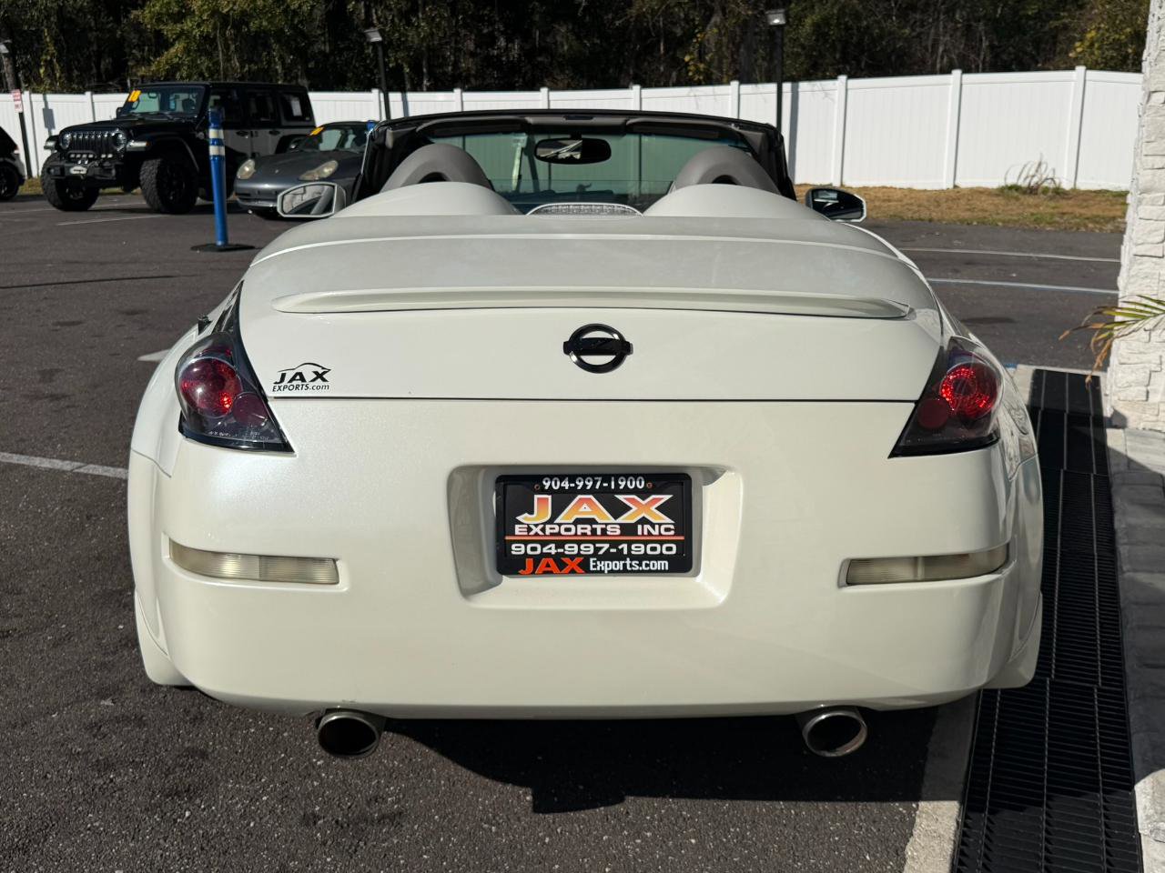 Used 2005 Nissan 350Z Touring RWD image 12