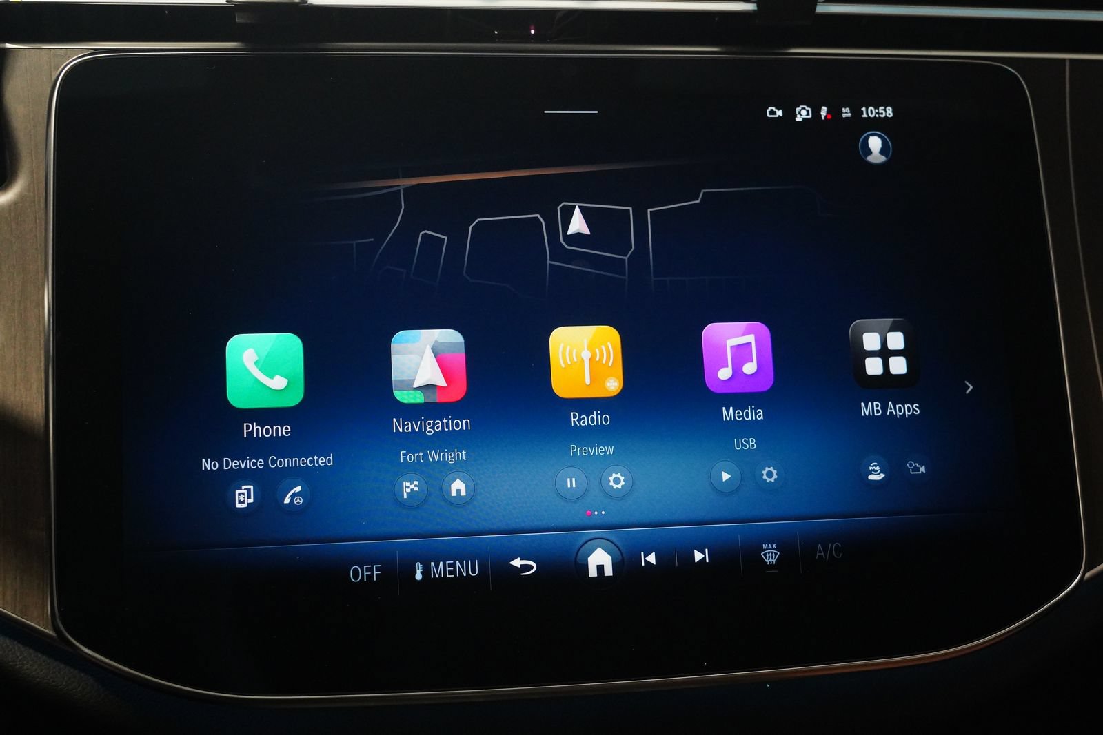 New 2026 Mercedes-Benz E 450 4MATIC Sedan image 24