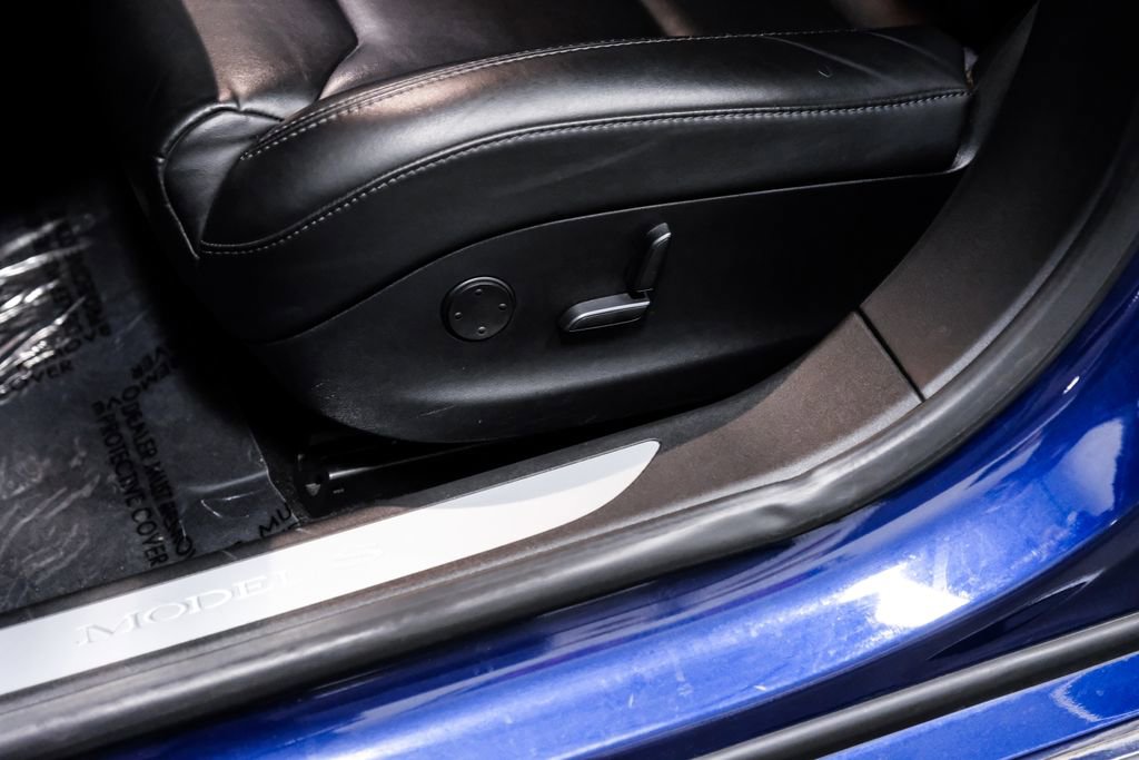 Used 2019 Tesla Model S Long Range image 26
