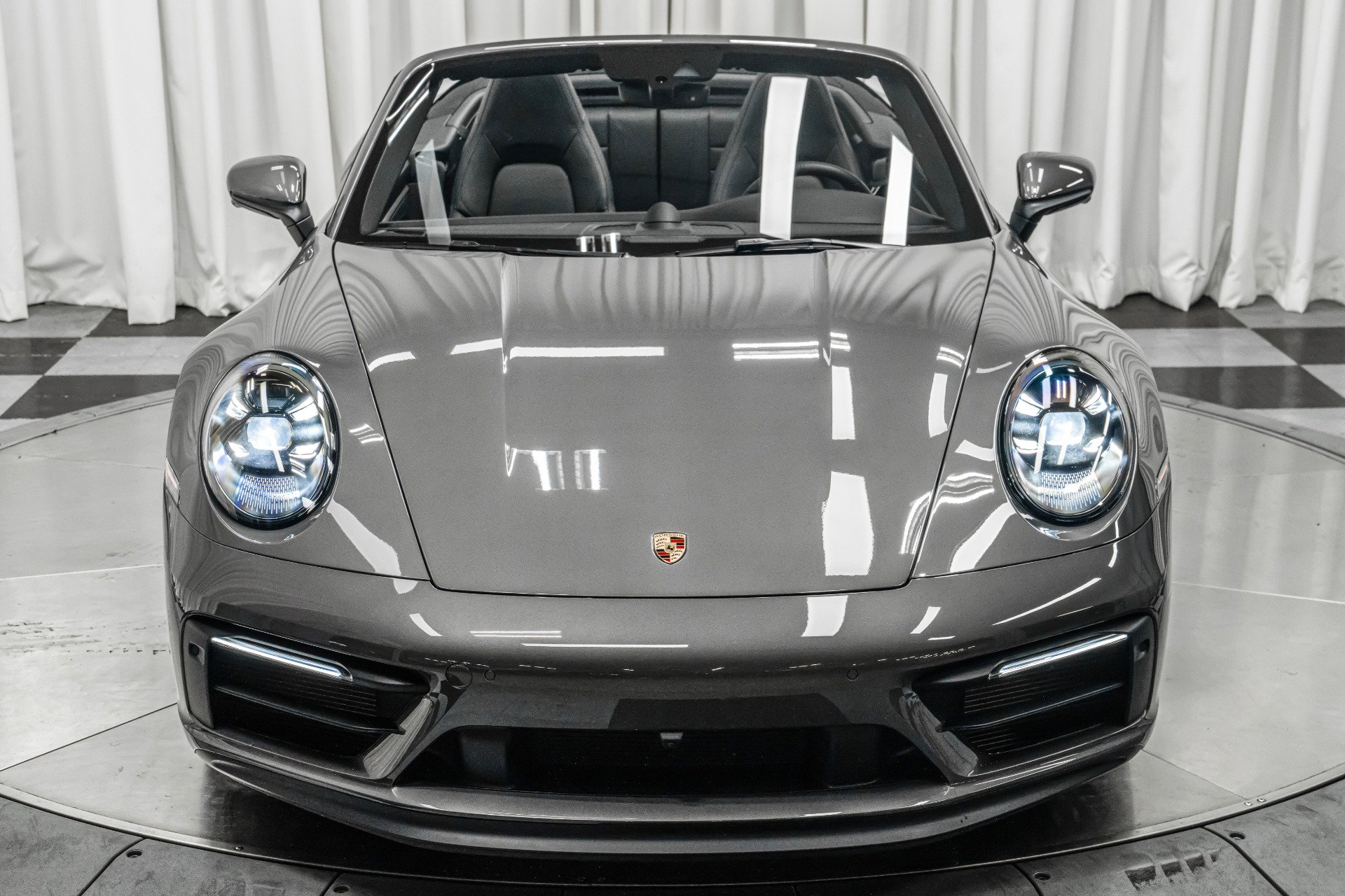 Used 2023 Porsche 911 Cabriolet image 28