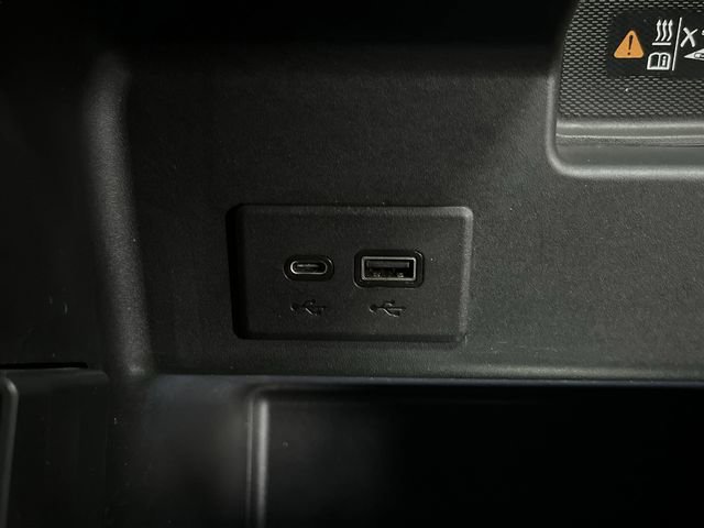 Used 2022 GMC Sierra 1500 AT4X image 26