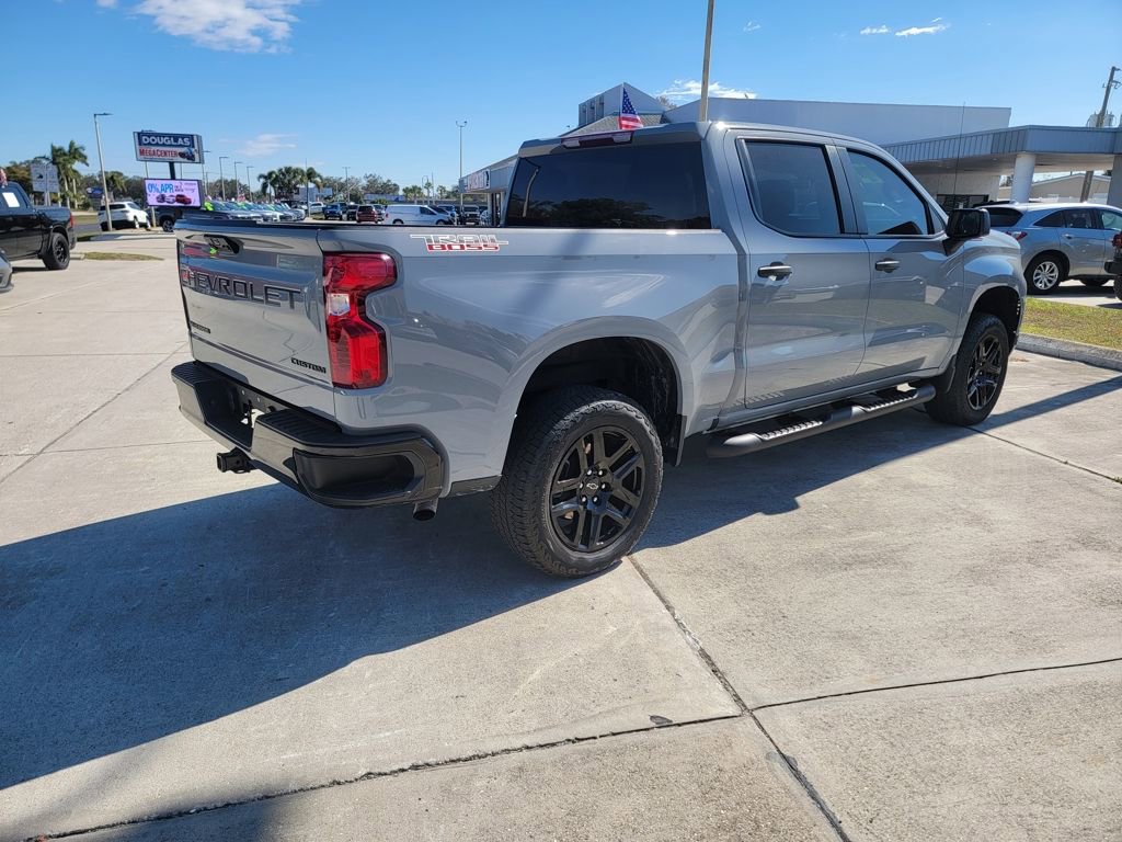 Used 2024 Chevrolet Silverado 1500 Custom Trail Boss w/ Turbomax Blackout Package image 6