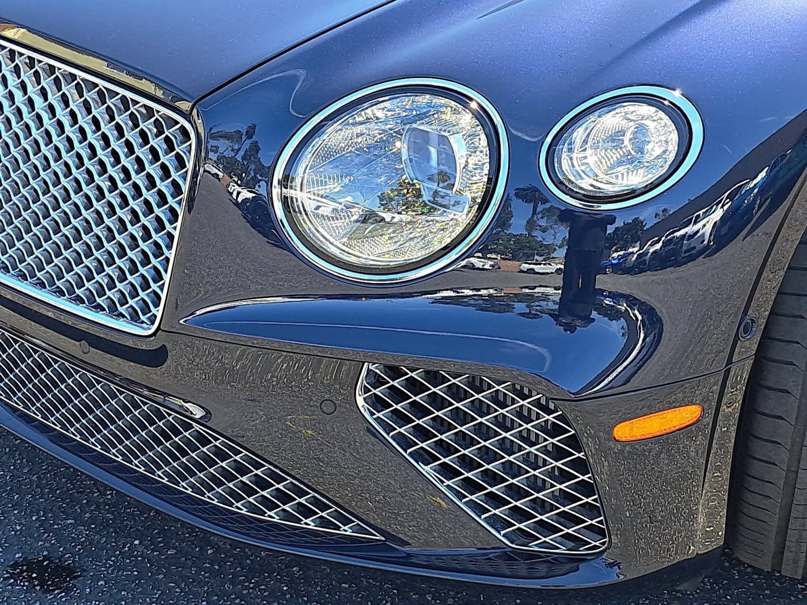 Used 2020 Bentley Continental GT AWD/4WD image 34