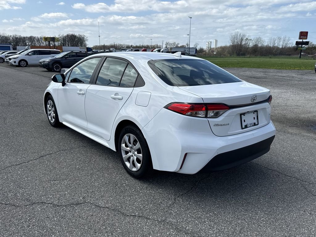 Used 2024 Toyota Corolla LE FWD image 6