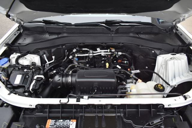 Used 2023 Ford Explorer XLT image 48