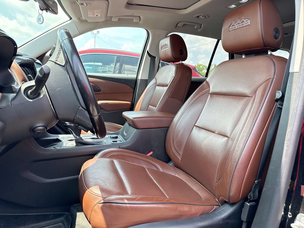 Used 2018 Chevrolet Traverse High Country AWD/4WD image 18
