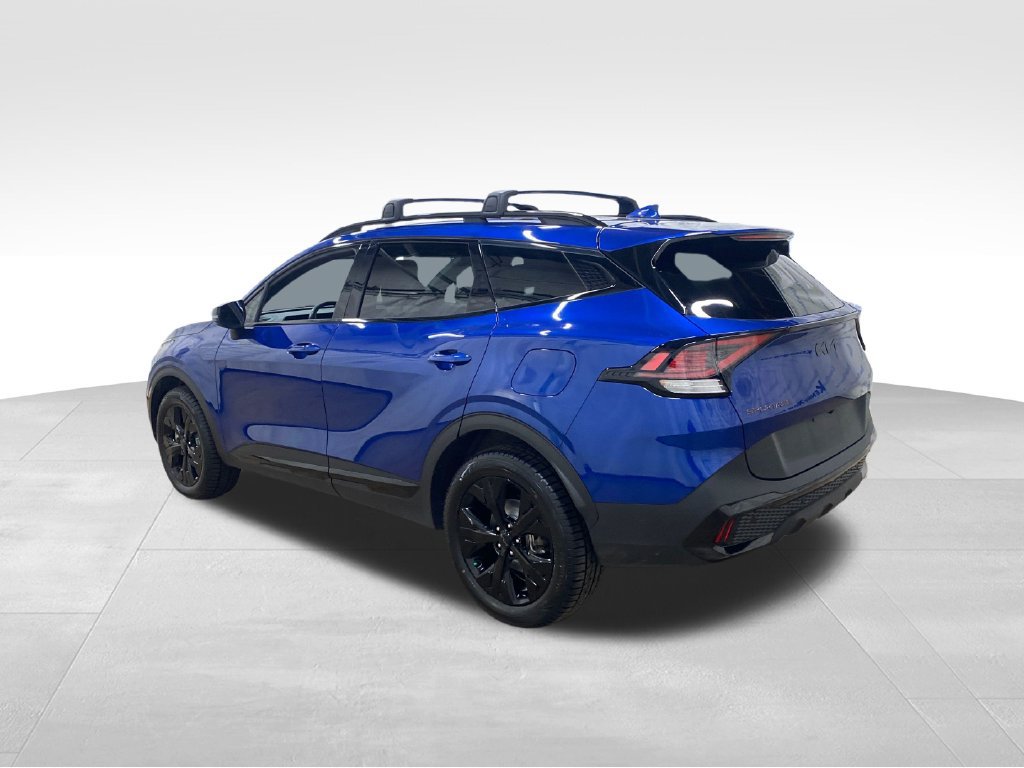 Used 2025 Kia Sportage X-Line AWD/4WD image 2