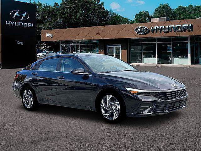 New 2026 Hyundai Elantra Limited w/ Cargo Package FWD image 12