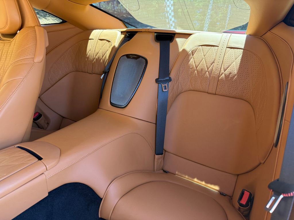 Used 2024 Aston Martin DB12 Coupe RWD image 41