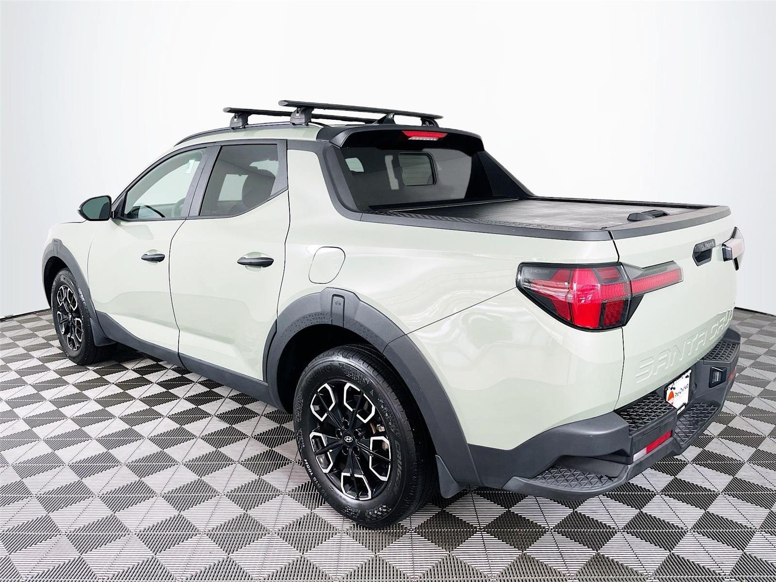 Used 2024 Hyundai Santa Cruz SEL w/ Activity Package FWD image 7