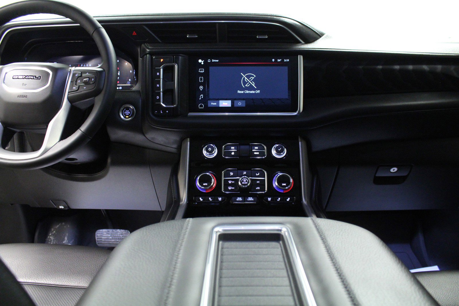 Used 2024 GMC Yukon XL Denali image 19