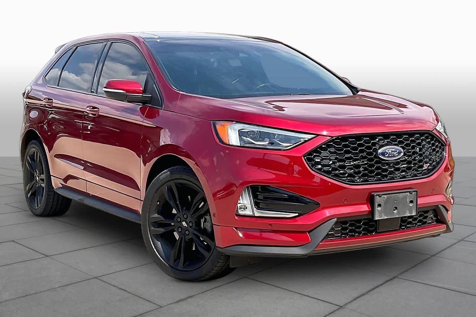 Used 2019 Ford Edge ST w/ Equipment Group 401A AWD/4WD image 3
