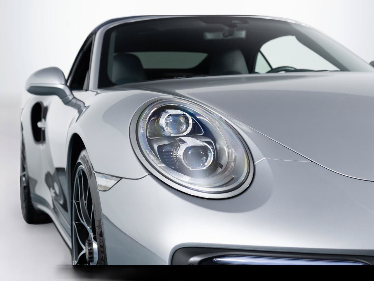 Used 2019 Porsche 911 Turbo S AWD/4WD image 62