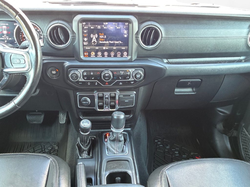 Used 2022 Jeep Gladiator Overland w/ Popular Equipment Package AWD/4WD image 3