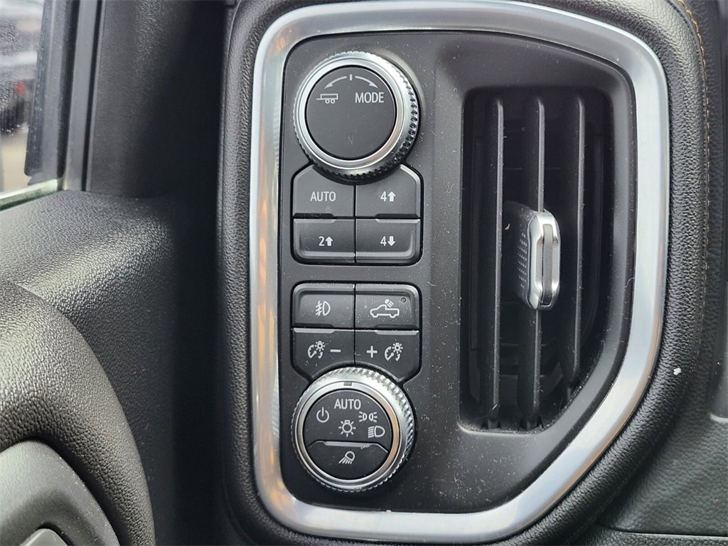 Used 2021 GMC Sierra 2500 AT4 w/ AT4 Premium Plus Package image 22