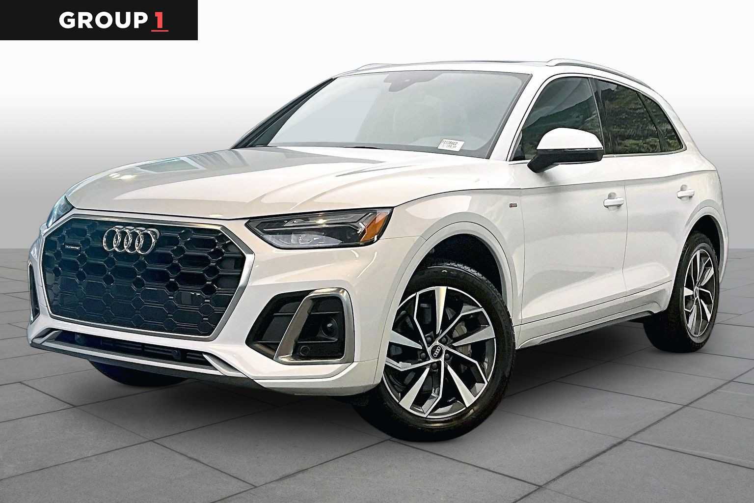 Used 2023 Audi Q5 2.0T Premium w/ Convenience Package AWD/4WD image 1