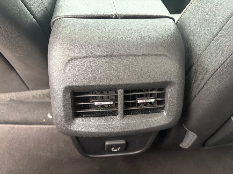 Used 2020 GMC Terrain Denali w/ Denali Premium Package AWD/4WD image 26