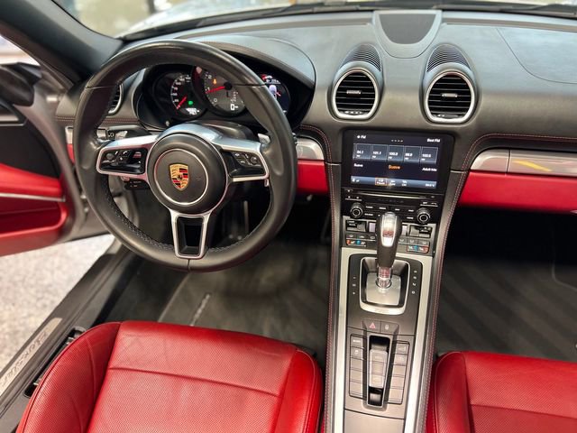 Used 2017 Porsche 718 Boxster S image 24