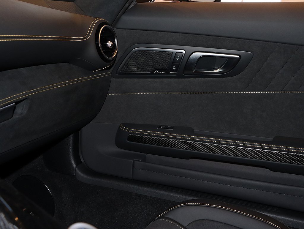 Used 2018 Mercedes-Benz AMG GT R image 51