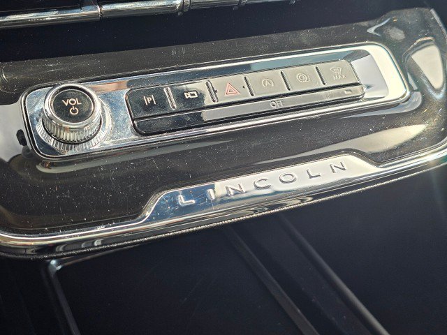 Used 2024 Lincoln Corsair AWD w/ Equipment Group 102A image 37