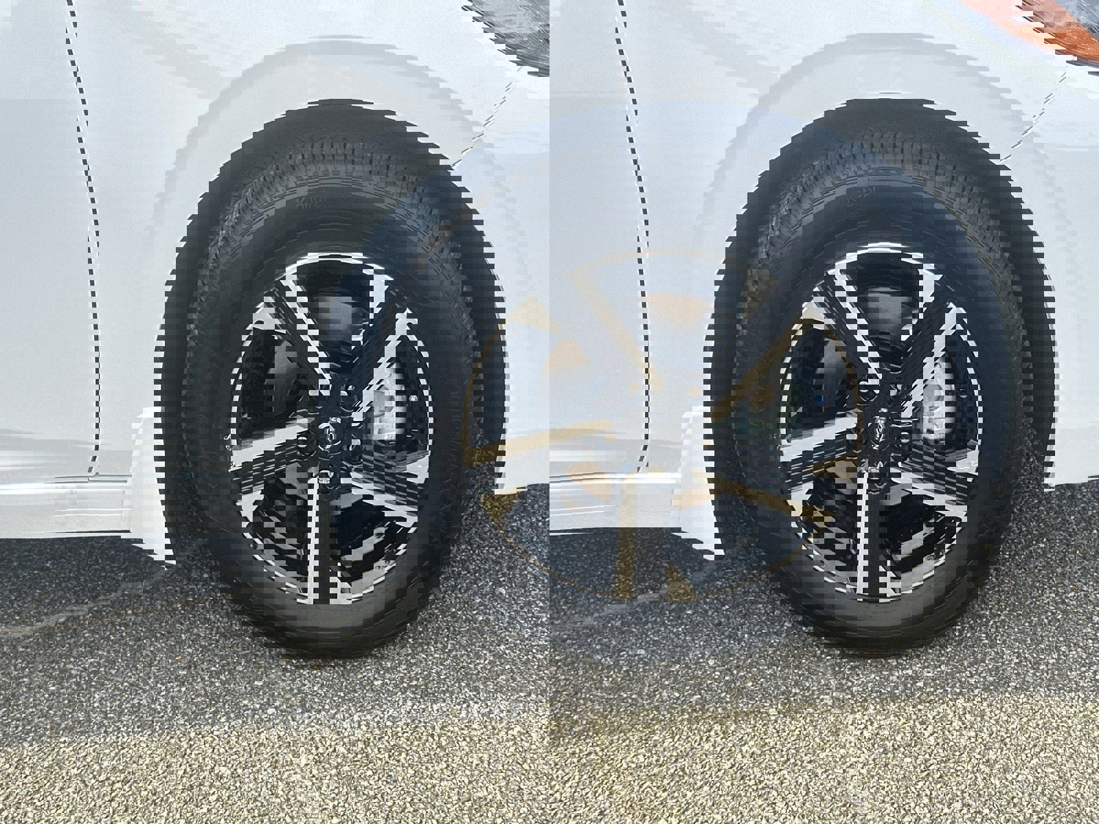 New 2025 Nissan Sentra SV image 12