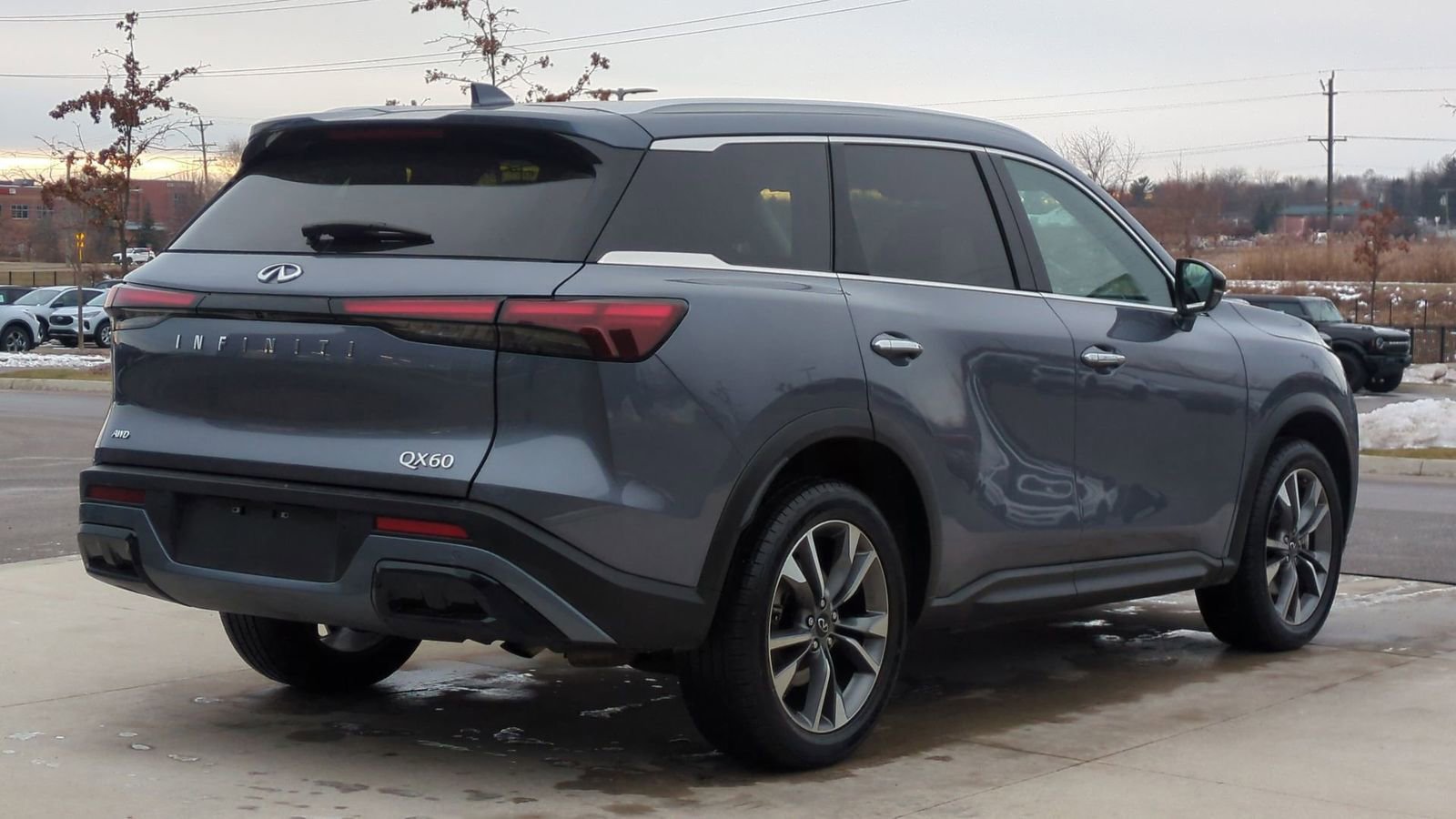 Used 2023 INFINITI QX60 Luxe image 6