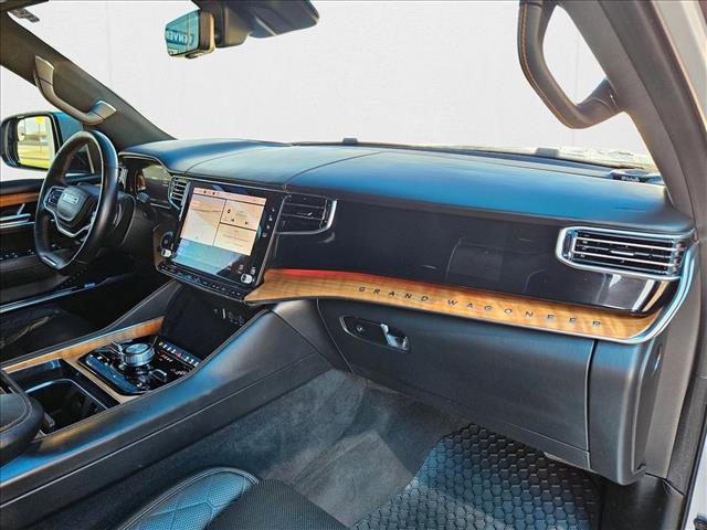 Used 2022 Jeep Grand Wagoneer Series III w/ Rear Seat Video Group 1 image 28
